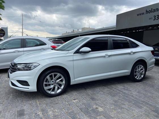 VOLKSWAGEN JETTA 1.4 250 TSI TOTAL FLEX COMFORTLINE TIPTRONIC VOLKSWAGEN JETTA 1.4 250 TSI TOTAL FLEX COMFORTLINE TIPTRONIC